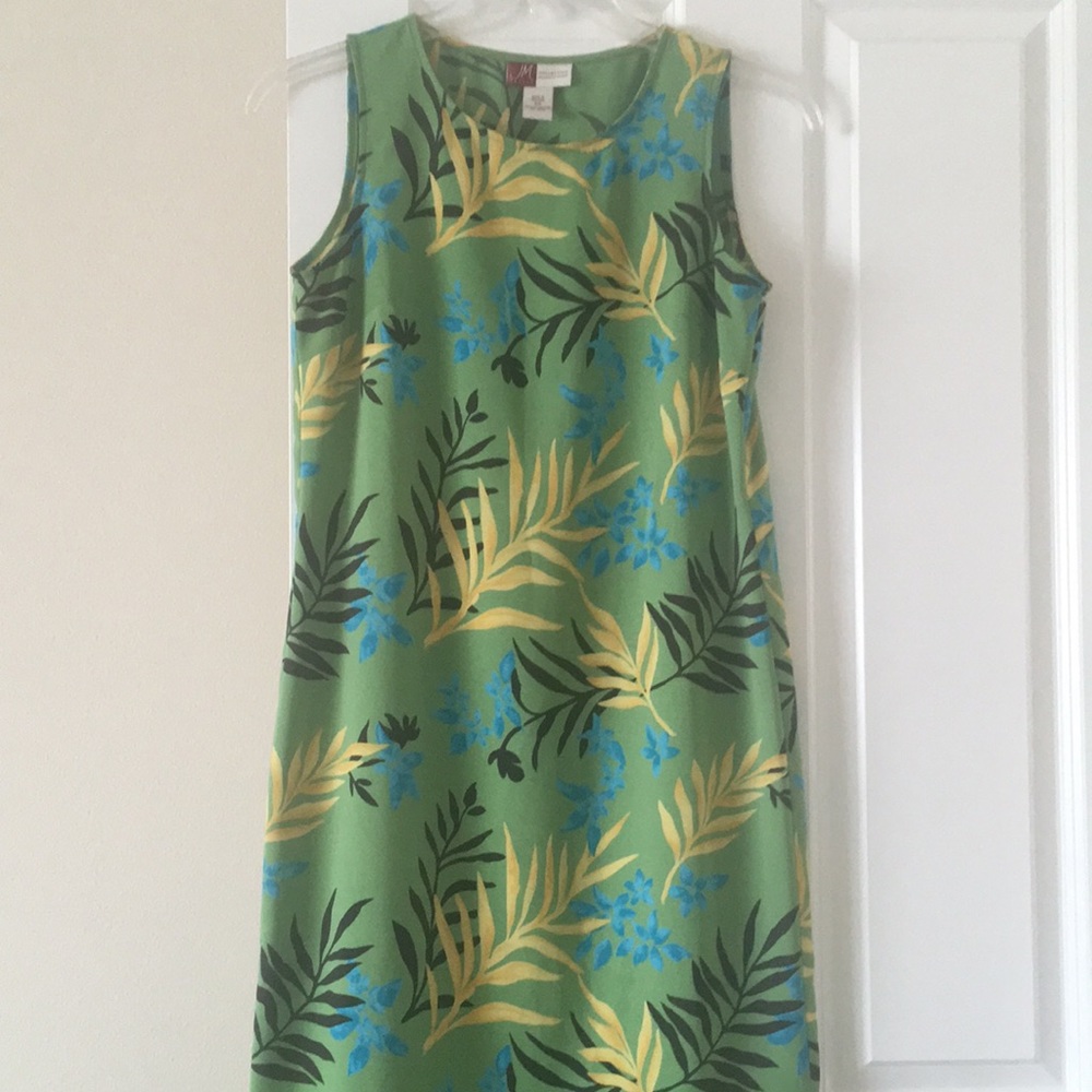 New 6 petite collection by Jennifer Moore dress